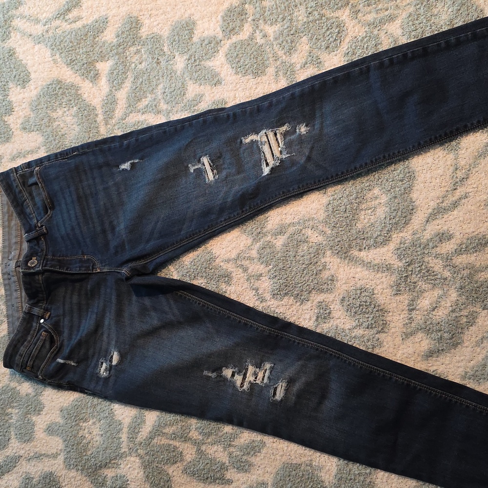 WHBM Skinny Jeans - Picture 2 of 5